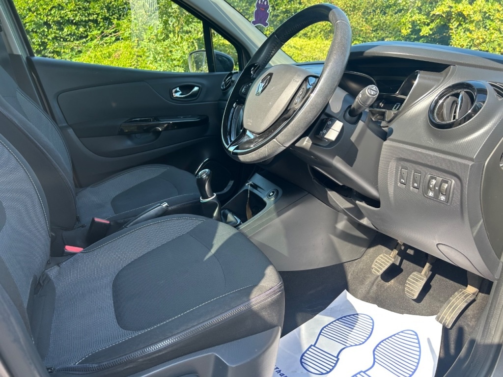 Used Renault Captur 2015 for sale - 77171504: Photo 9