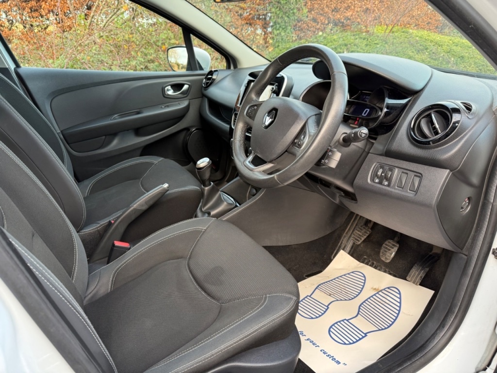 Used Renault Clio 2016 for sale - 76934819: Photo 10