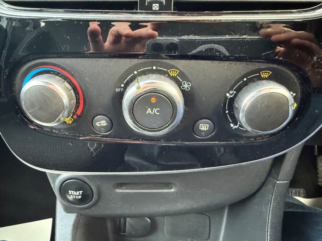 Used Renault Clio 2016 for sale - 76934819: Photo 19