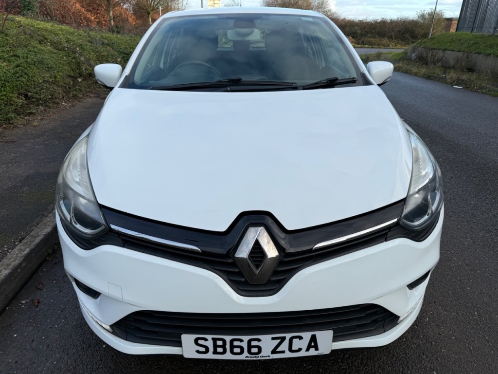 Used Renault Clio 2016 for sale - 76934819: Photo 2