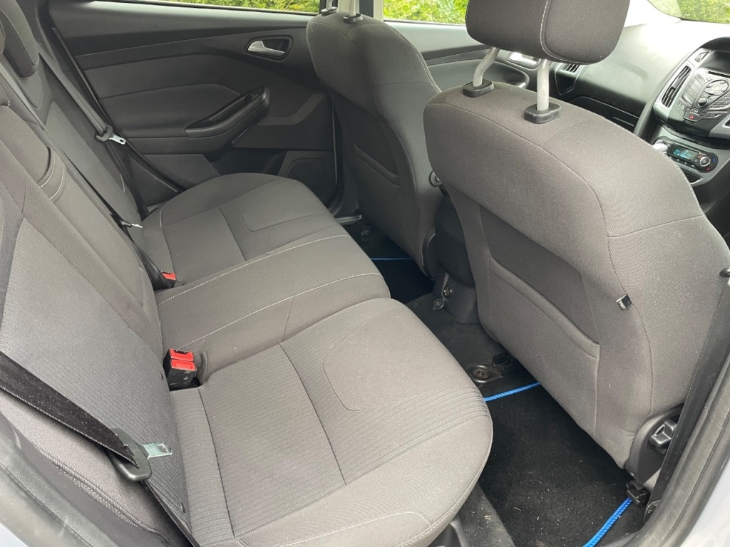 Used Ford Focus 2011 for sale - 76416384: Photo 19