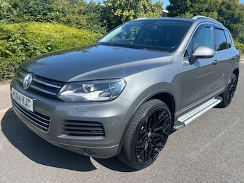 Used Volkswagen Touareg 2014 for sale - 75537634: Photo