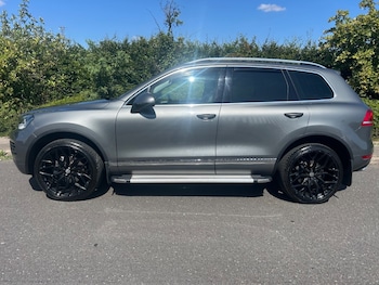 Used Volkswagen Touareg 2014 for sale - 75537634: Photo