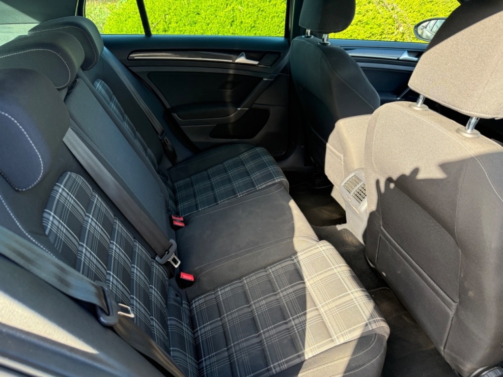 Used Volkswagen Golf 2016 for sale - 78029700: Photo 21