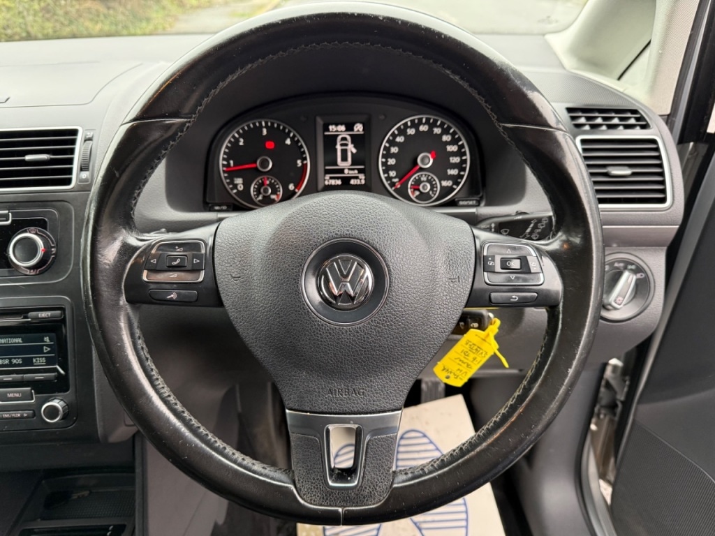 Used Volkswagen Touran 2014 for sale - 77506545: Photo 4