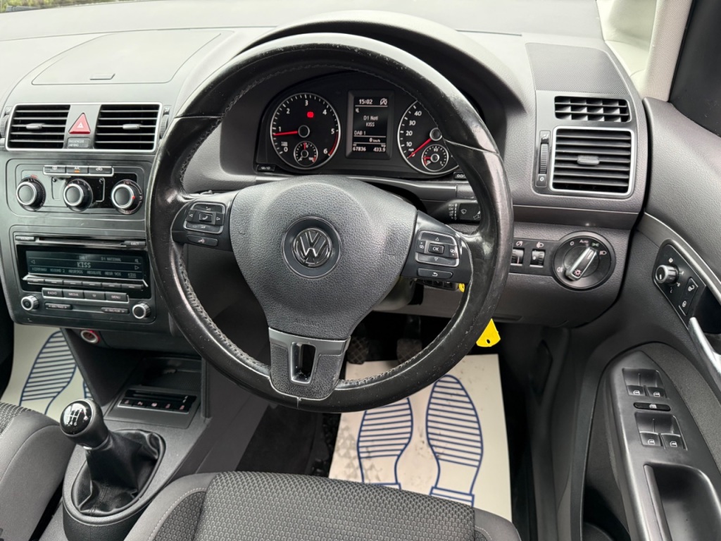 Used Volkswagen Touran 2014 for sale - 77506545: Photo 5
