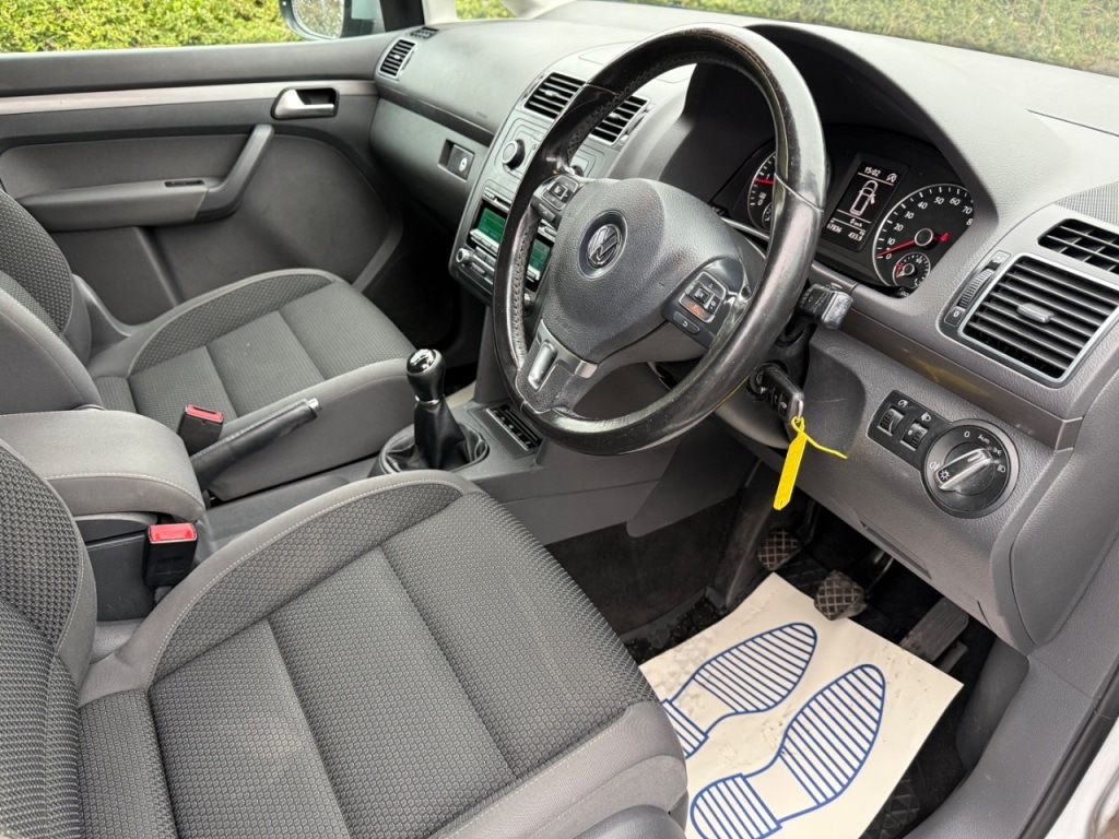 Used Volkswagen Touran 2014 for sale - 77506545: Photo 6