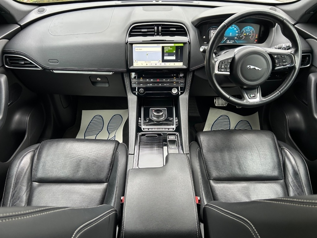 Used Jaguar F-Pace 2017 for sale - 76266343: Photo 11