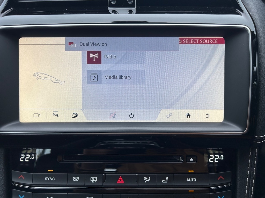 Used Jaguar F-Pace 2017 for sale - 76266343: Photo 18