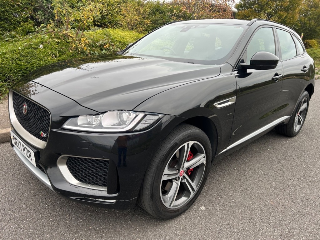 Used Jaguar F-Pace 2017 for sale - 76266343: Photo 3