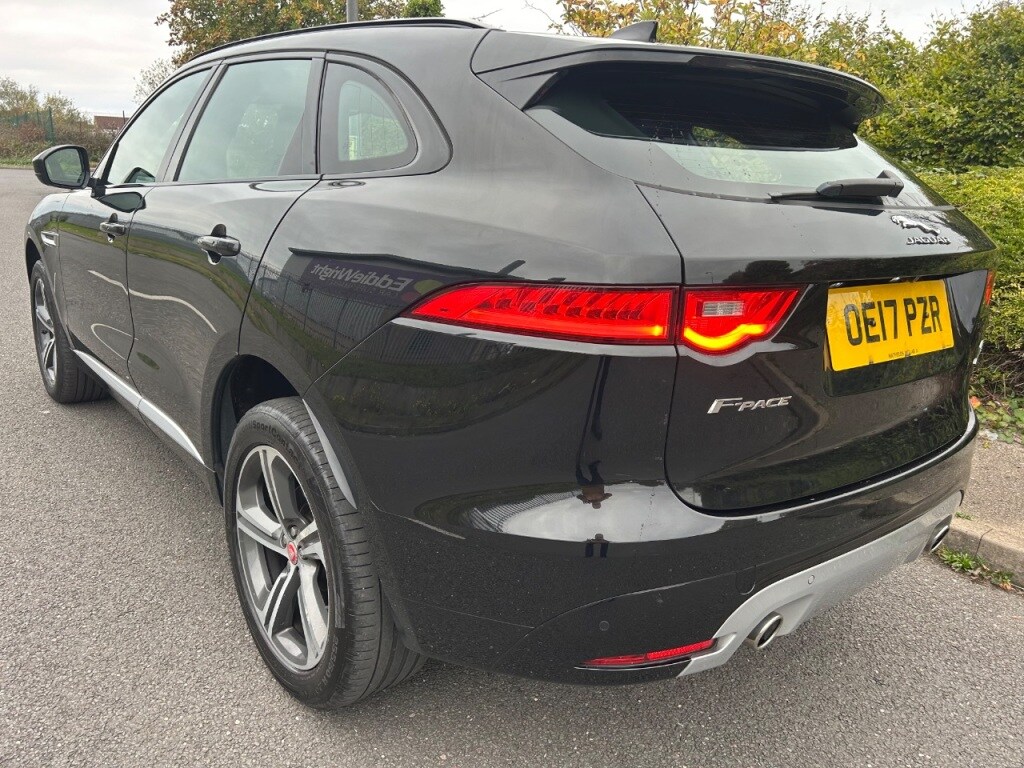 Used Jaguar F-Pace 2017 for sale - 76266343: Photo 6