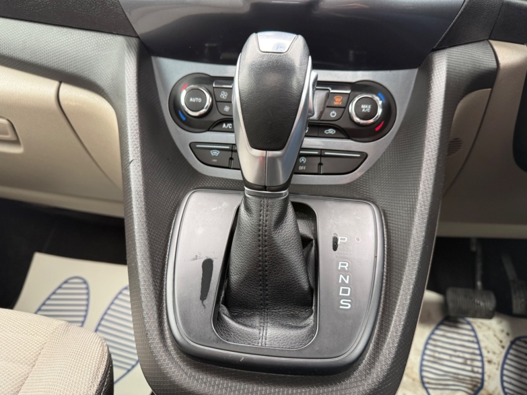 Used Ford Tourneo Connect 2016 for sale - 77641918: Photo 13