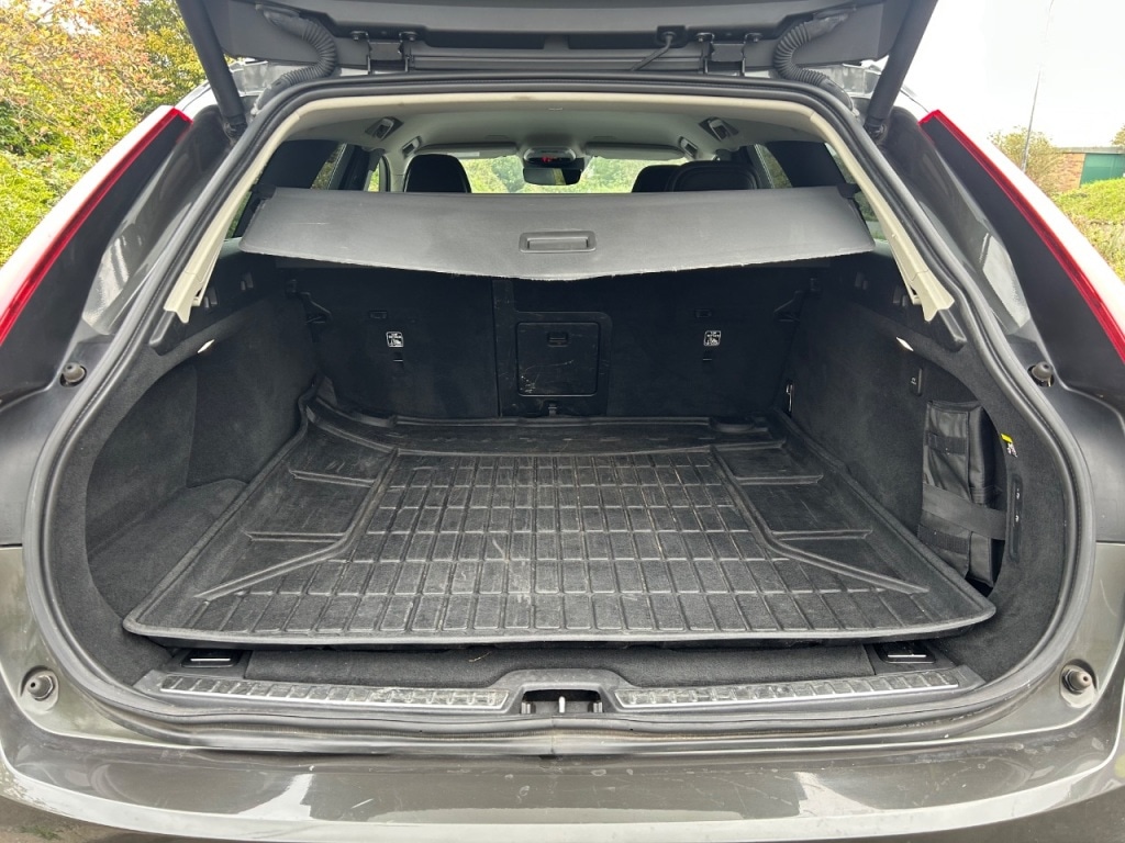 Used Volvo V90 2019 for sale - 76235216: Photo 23