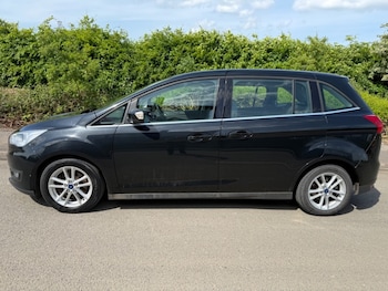 Used Ford Grand C-Max 2015 for sale - 78657580: Photo