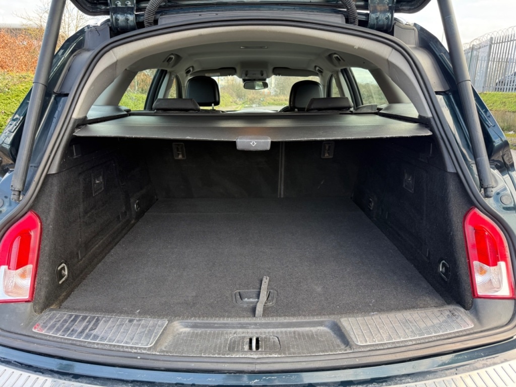 Used Vauxhall Insignia 2017 for sale - 77654155: Photo 21