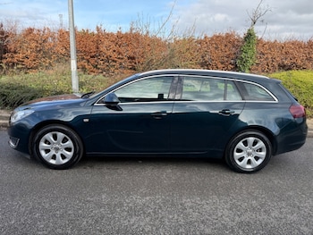 Used Vauxhall Insignia 2017 for sale - 77654155: Photo