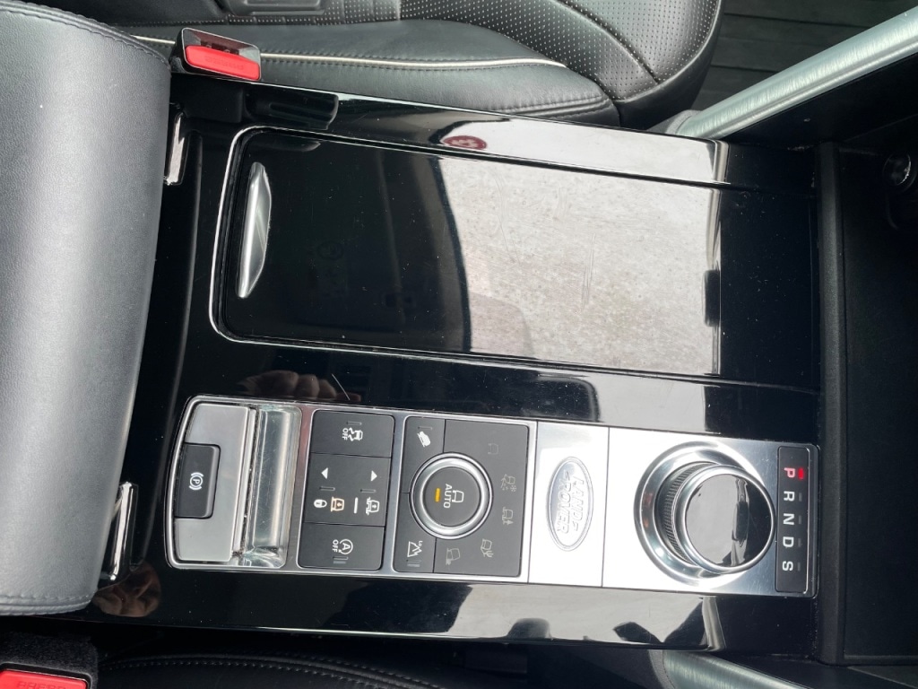 Used Land Rover Discovery 2018 for sale - 75997835: Photo 18