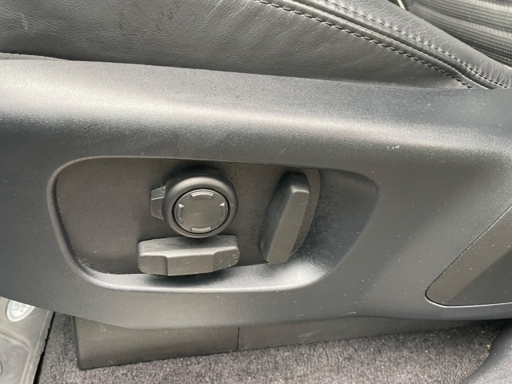 Used Land Rover Discovery 2018 for sale - 75997835: Photo 28