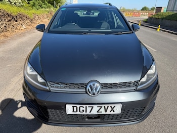 Used Volkswagen Golf 2017 for sale - 78425475: Photo