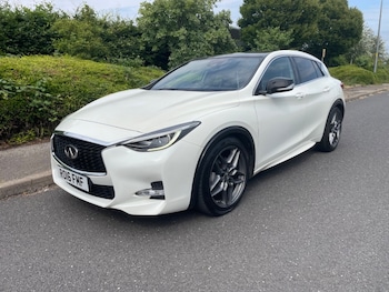 Used Infiniti Q30 2016 for sale - 75117906: Photo