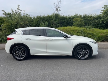 Used Infiniti Q30 2016 for sale - 75117906: Photo
