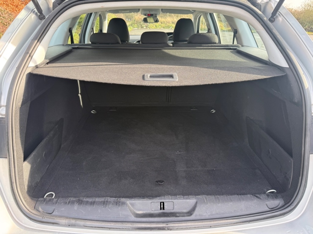 Used Peugeot 308 2017 for sale - 77493923: Photo 22