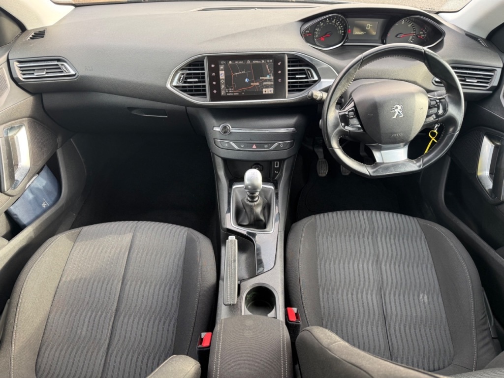 Used Peugeot 308 2017 for sale - 77493923: Photo 8