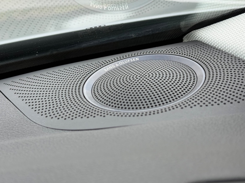 Used Audi A4 2010 for sale - 77836265: Photo 14