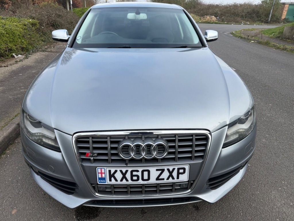 Used Audi A4 2010 for sale - 77836265: Photo 2