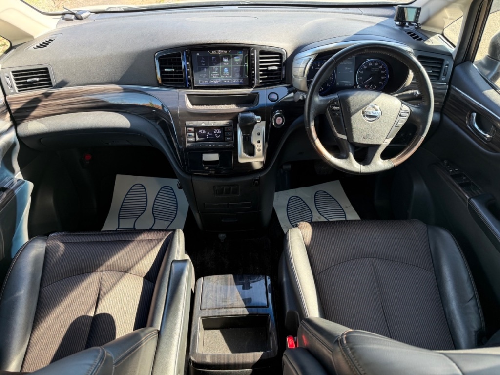 Used Nissan Elgrand 2024 for sale - 77919263: Photo 11