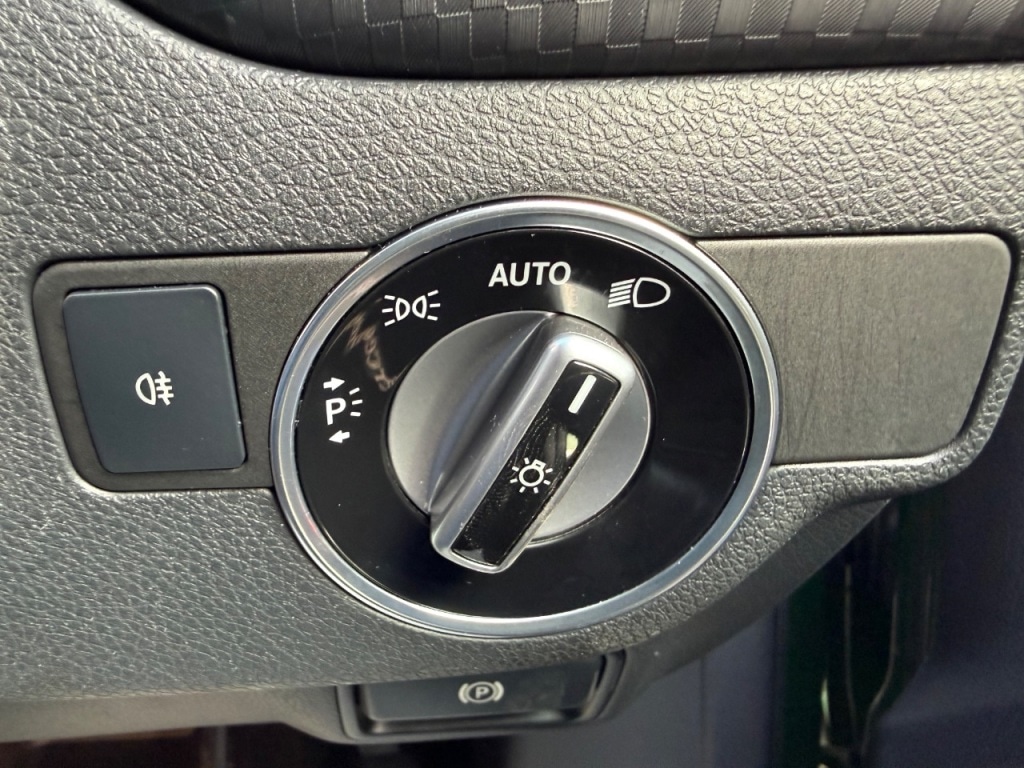 Used Mercedes-Benz A-Class 2016 for sale - 77355022: Photo 21