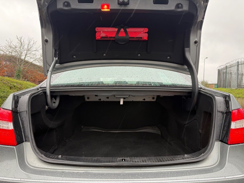 Used Mercedes-Benz E Class 2012 for sale - 77341143: Photo 23