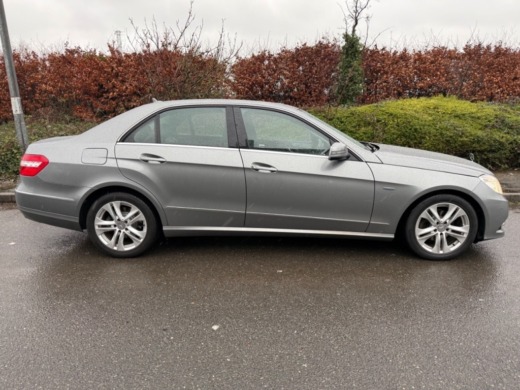 Used Mercedes-Benz E Class 2012 for sale - 77341143: Photo 5
