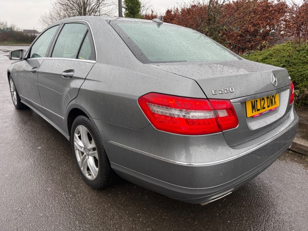 Used Mercedes-Benz E Class 2012 for sale - 77341143: Photo 6