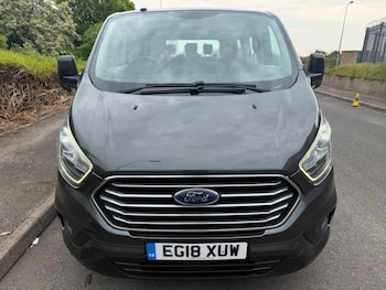 Used Ford Tourneo Custom 2018 for sale - 78524407: Photo