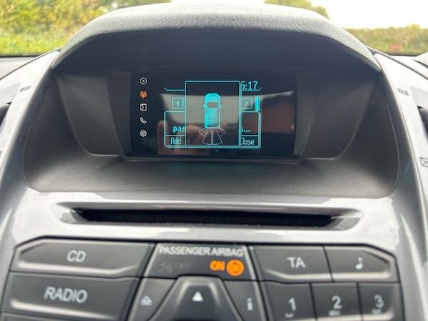 Used Ford Grand Tourneo Connect 2016 for sale - 76235171: Photo 15