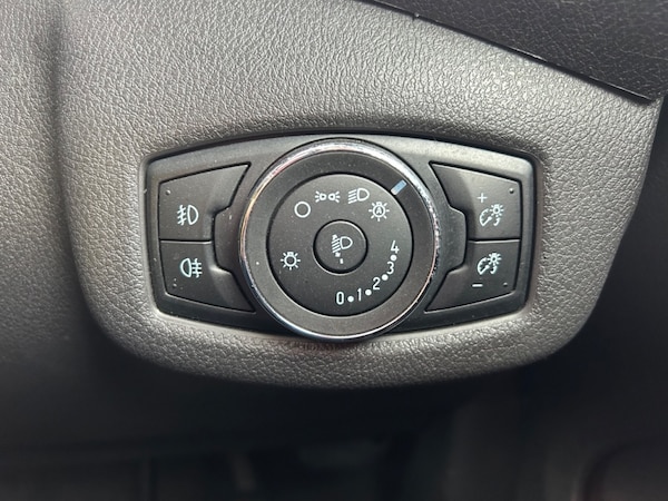 Used Ford Grand Tourneo Connect 2016 for sale - 76235171: Photo 19