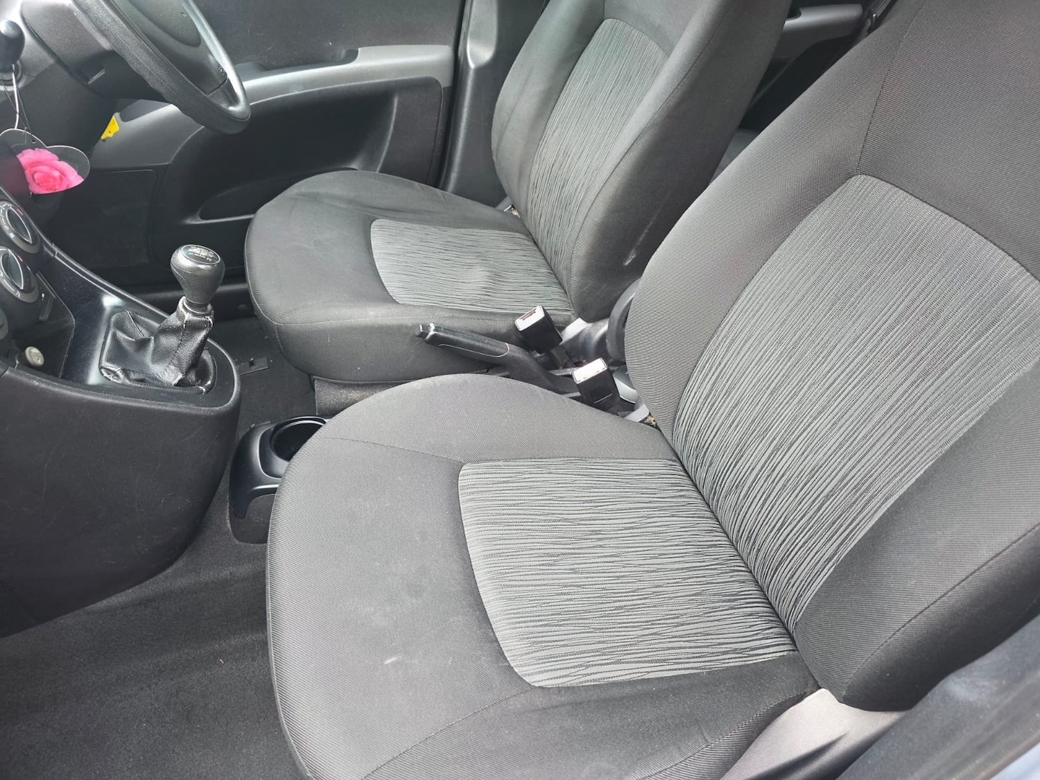 Used Hyundai i10 2011 for sale - 76144335: Photo 10