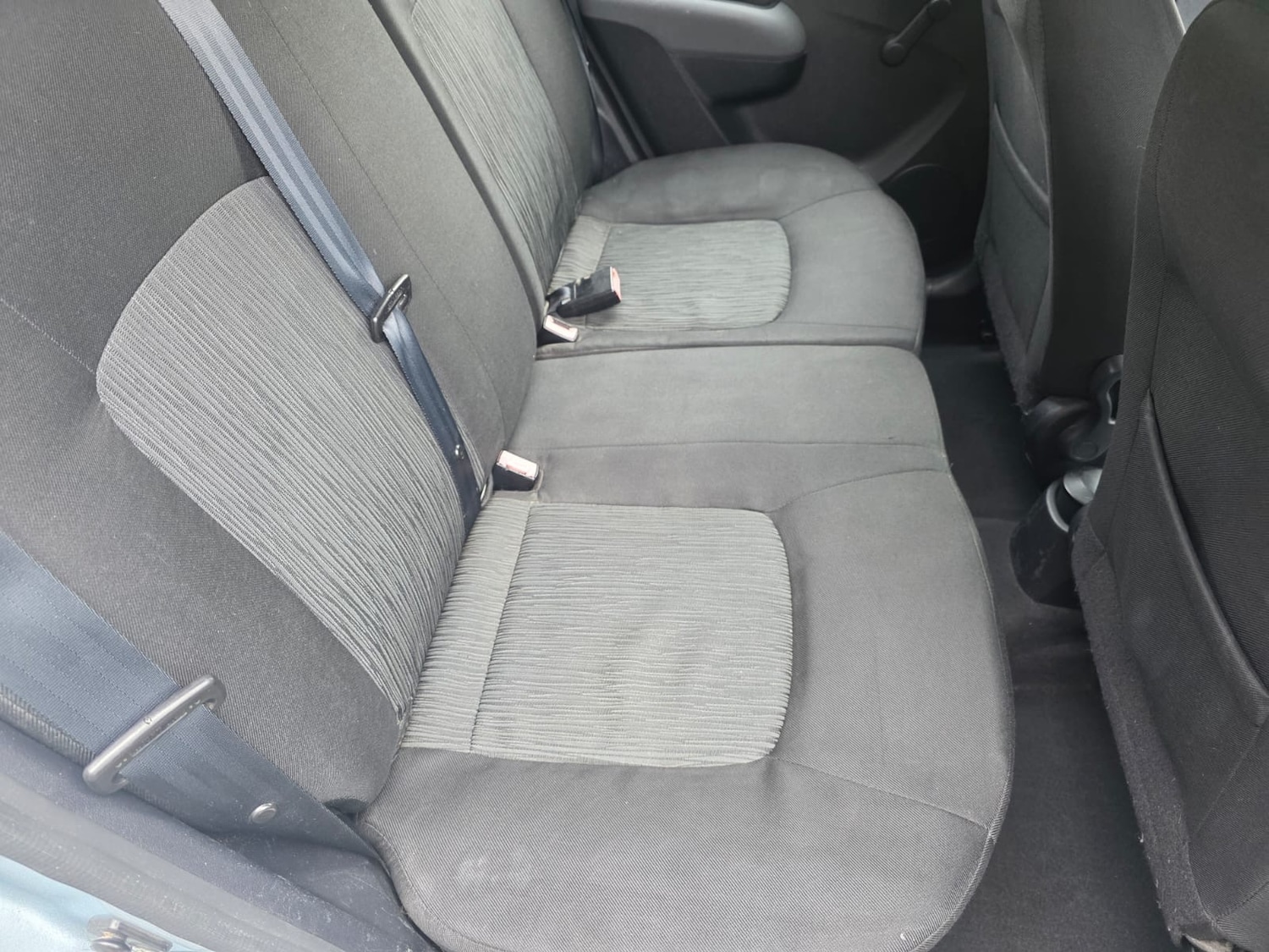 Used Hyundai i10 2011 for sale - 76144335: Photo 12