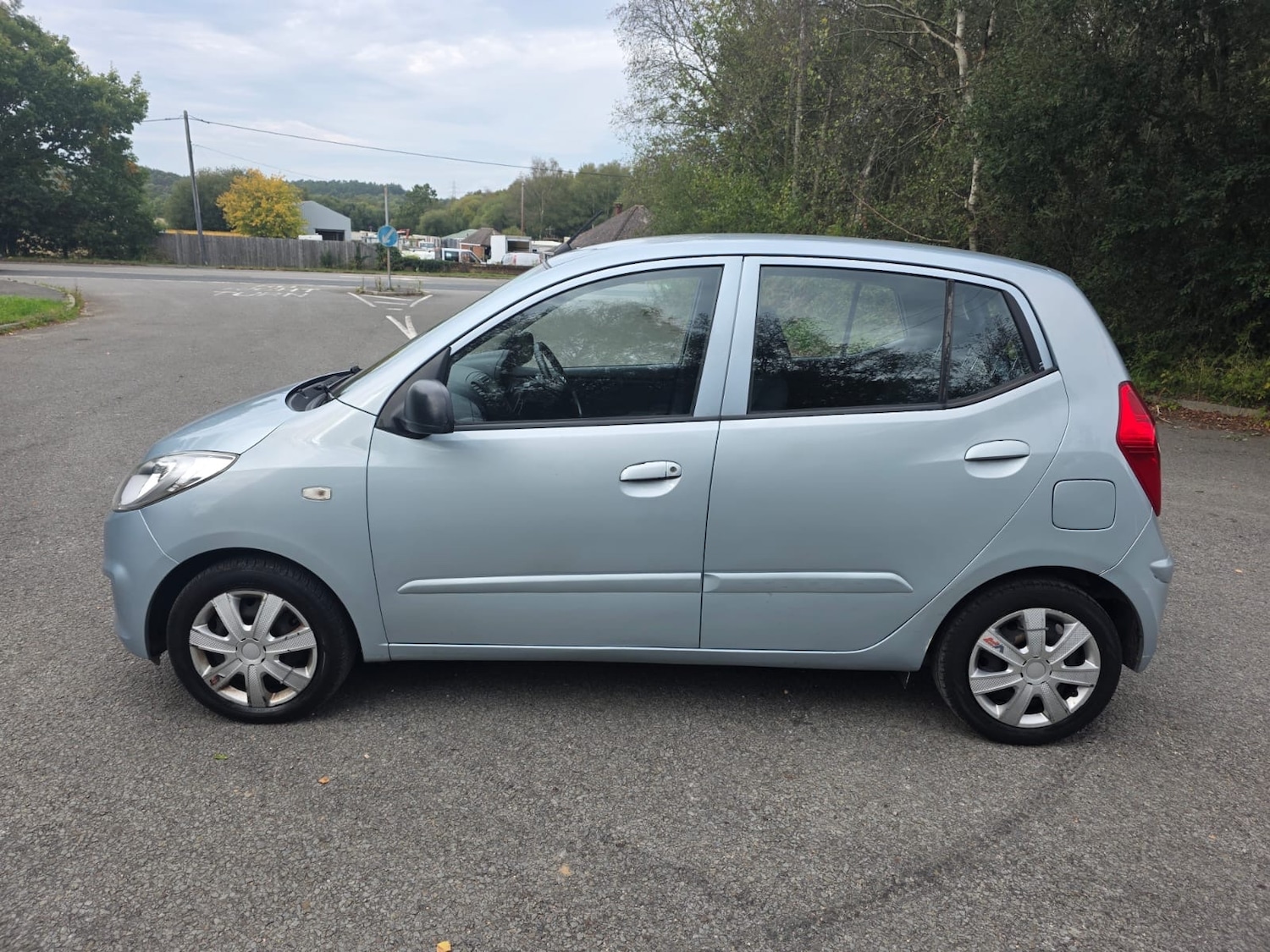 Used Hyundai i10 2011 for sale - 76144335: Photo 5