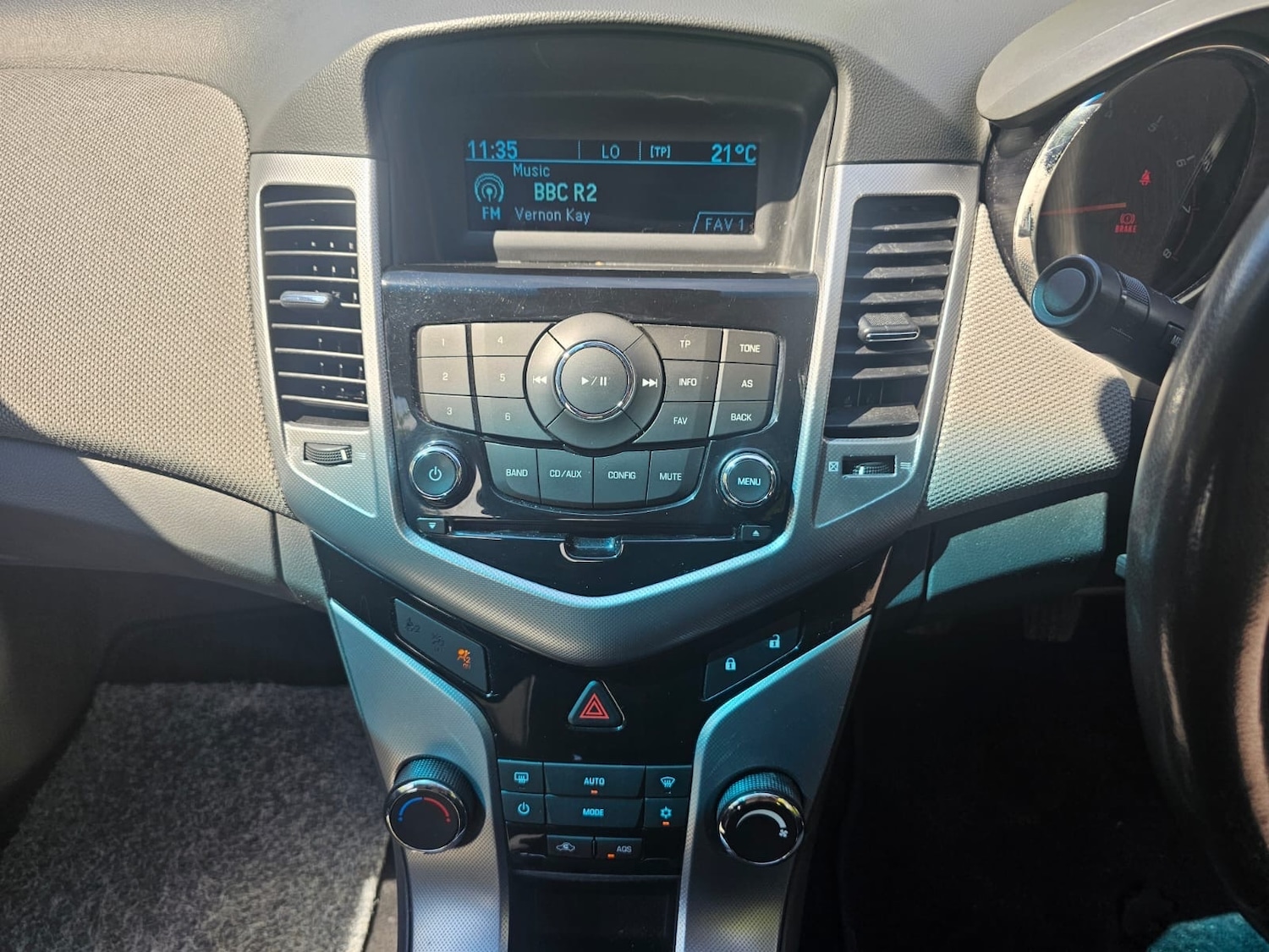 Used Chevrolet Cruze 2011 for sale - 75615626: Photo 11