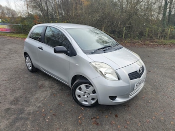 Toyota - Yaris
