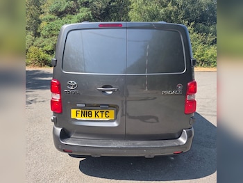 Used Toyota ProAce 2018 for sale - 79343931: Photo