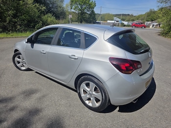 Used Vauxhall Astra 2012 for sale - 78354647: Photo