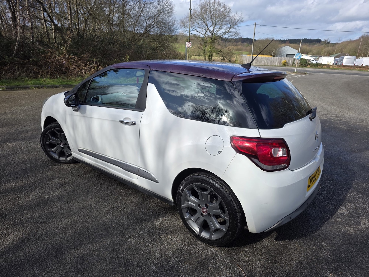Used Citroen DS3 2010 for sale - 77830675: Photo 2
