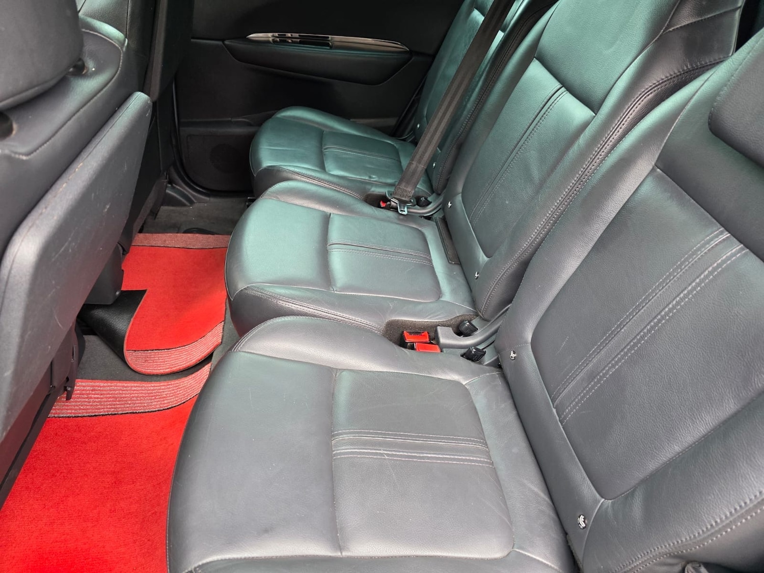 Used Peugeot 5008 2010 for sale - 76332004: Photo 11