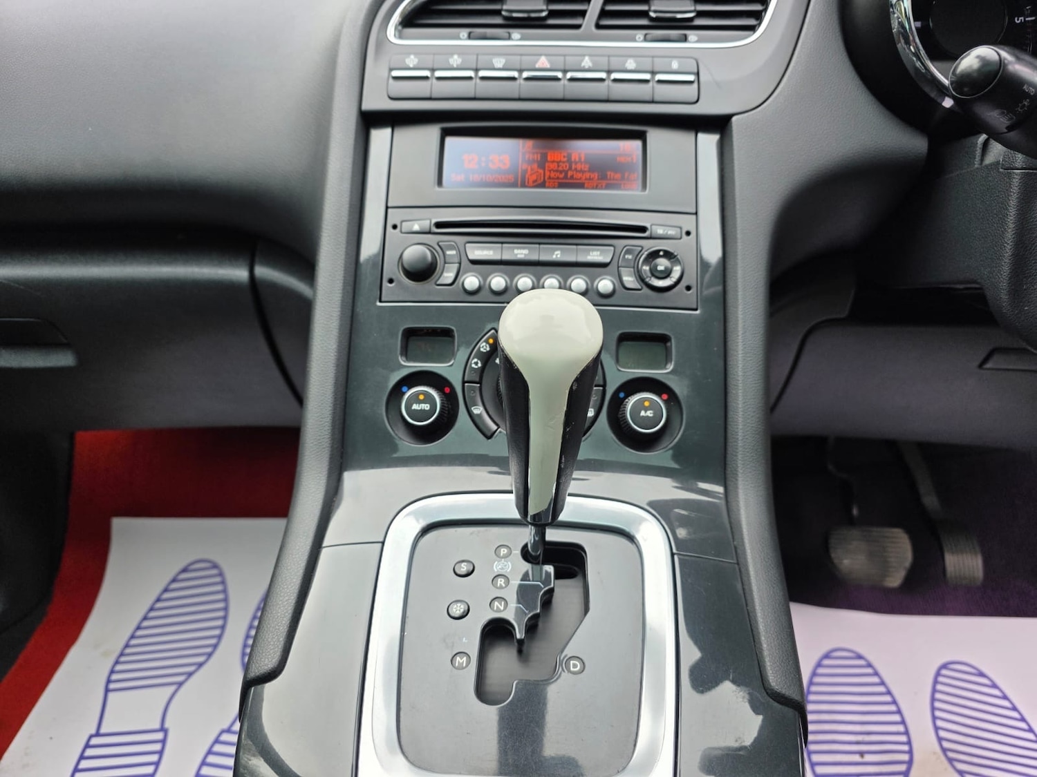 Used Peugeot 5008 2010 for sale - 76332004: Photo 14