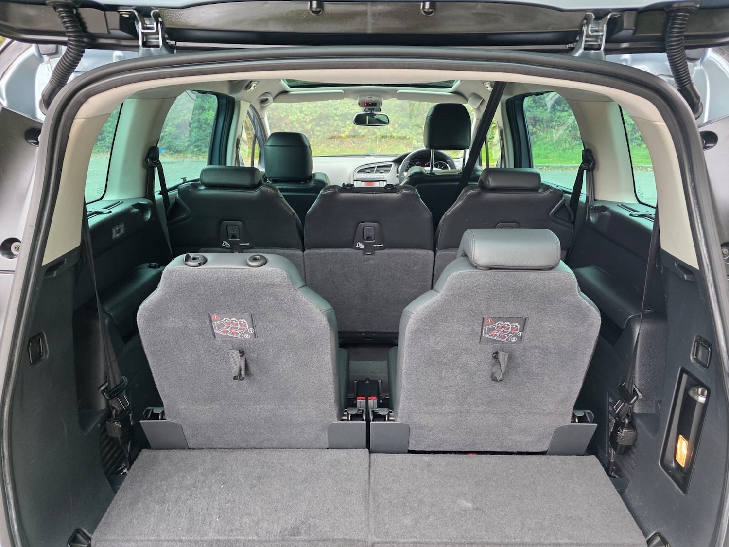 Used Peugeot 5008 2010 for sale - 76332004: Photo 8