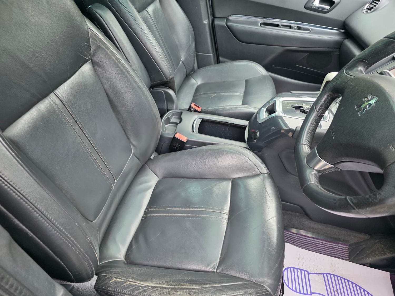 Used Peugeot 5008 2010 for sale - 76332004: Photo 9