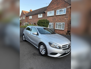 Used Mercedes-Benz A-Class 2014 for sale - 75713531: Photo